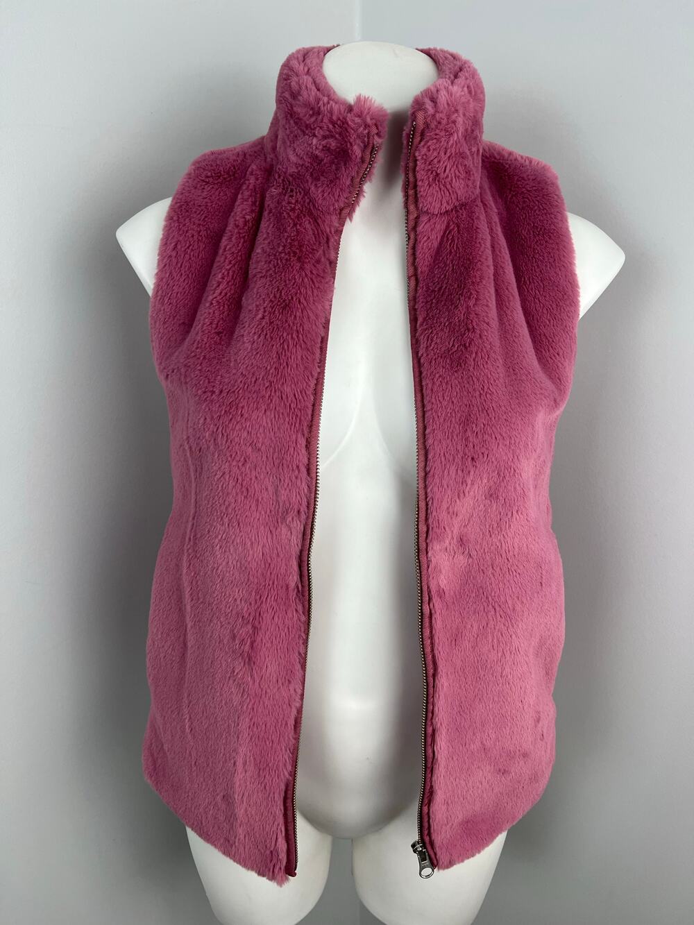 Women's J.Crew Pink Faux Fur Vest XXS